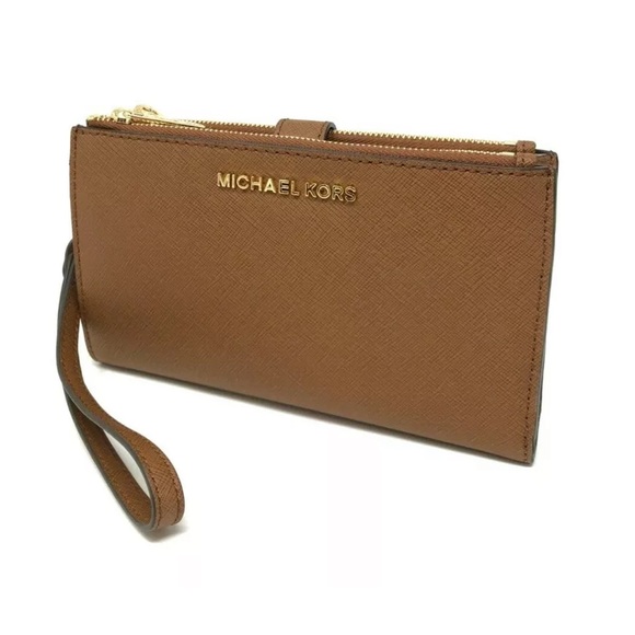 MICHAEL KORS Adele Leather Smartphone Wallet - Picture 3 of 5